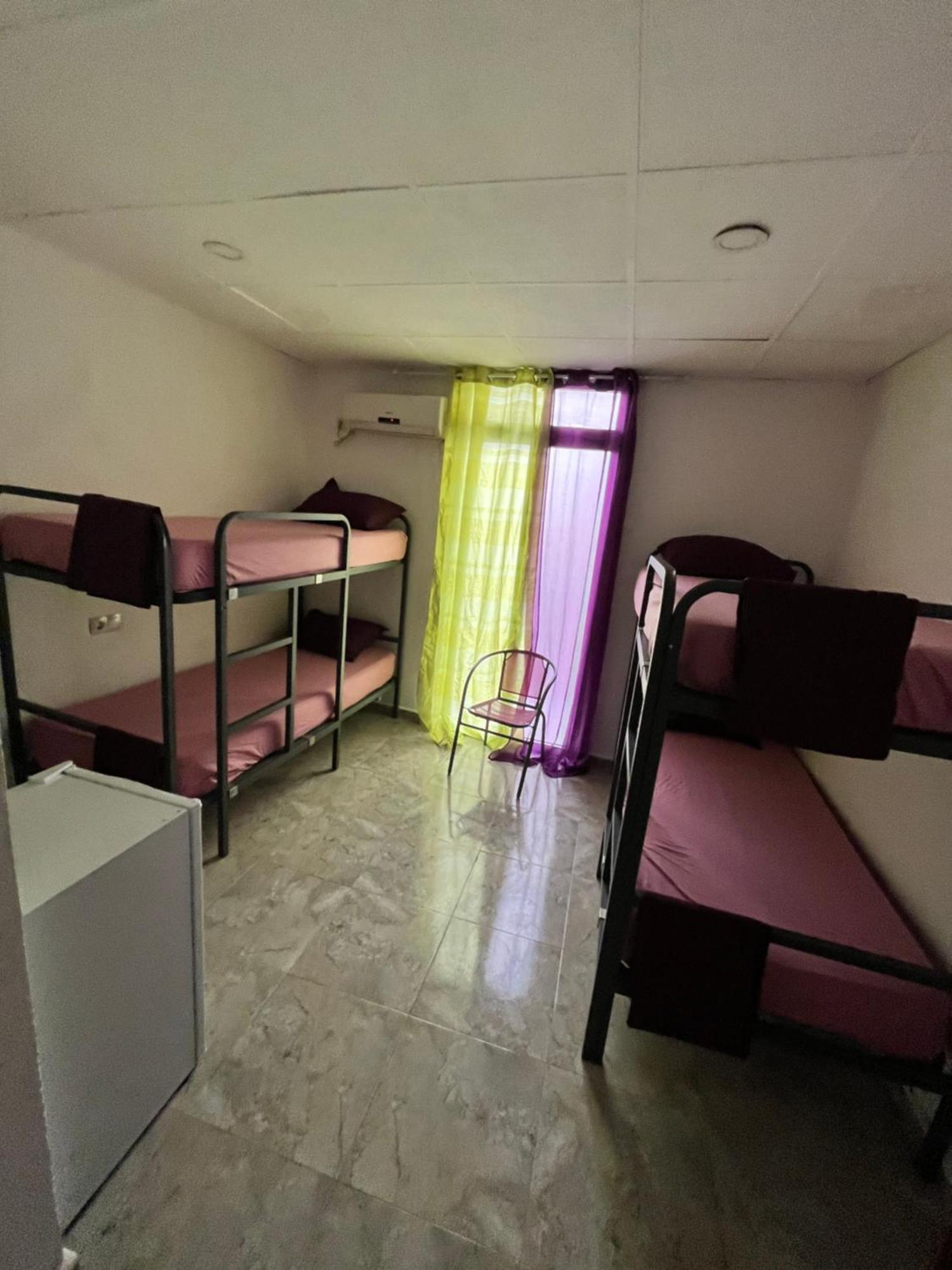 Hostal Mayor Аліканте Екстер'єр фото
